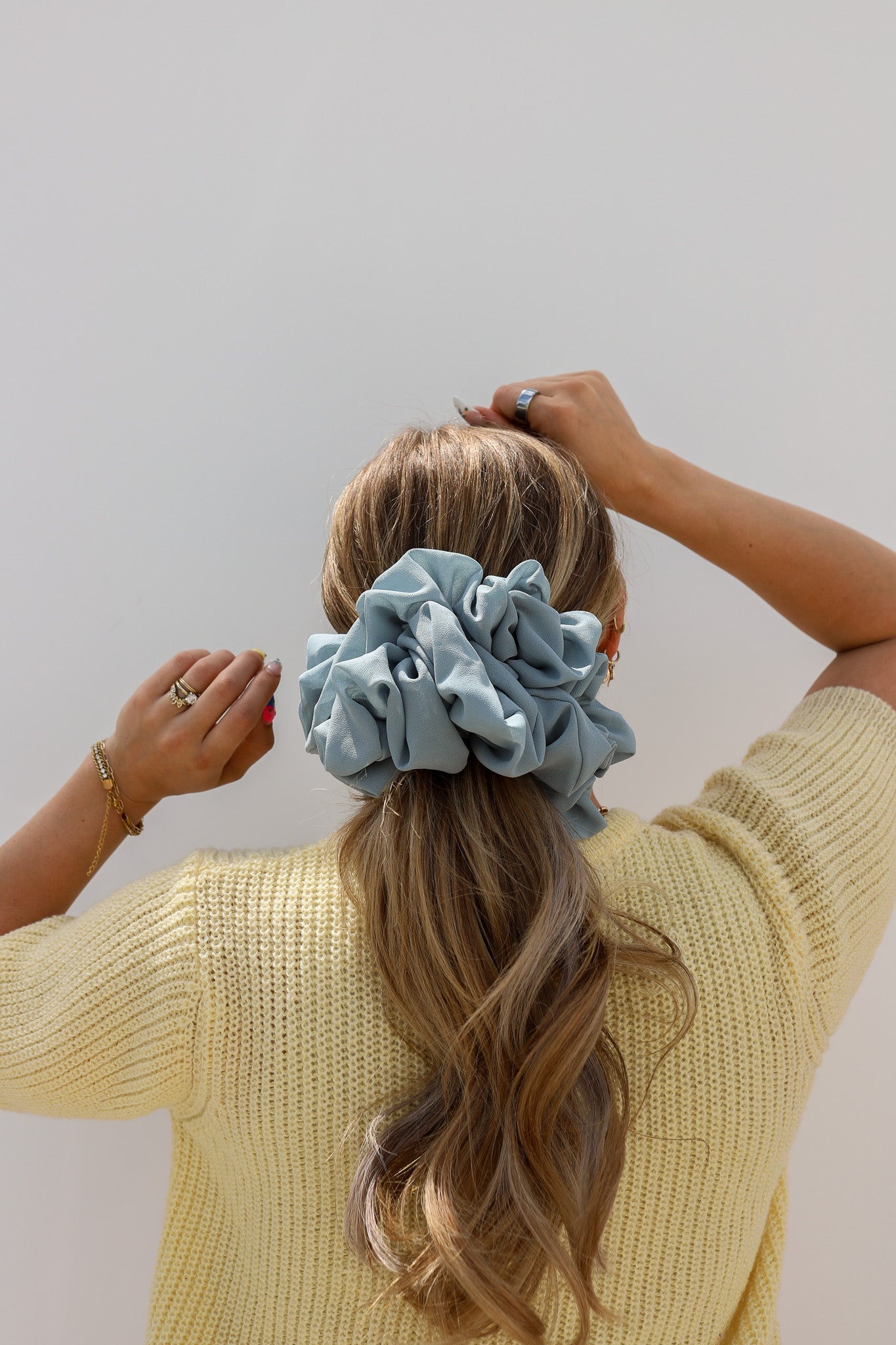 JUMBO SCRUNCHIE