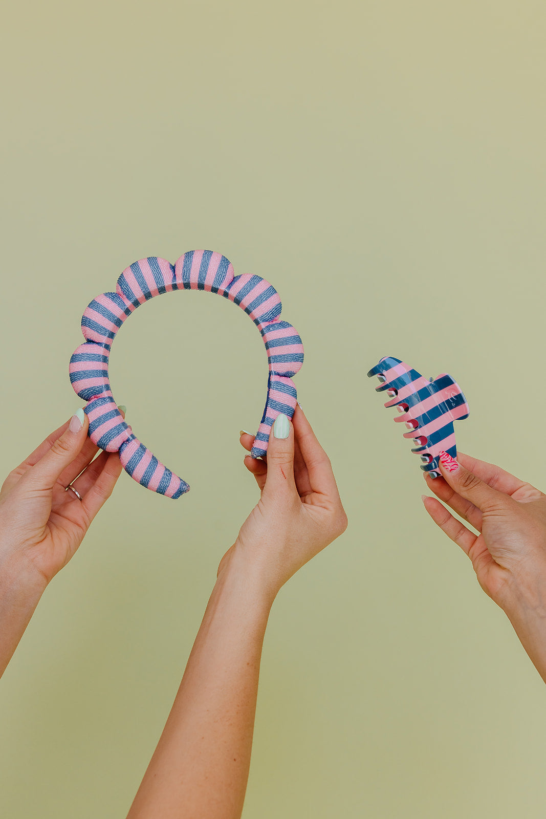 GRWM HEADBANDS (comes w/ wristies OR a midi claw)
