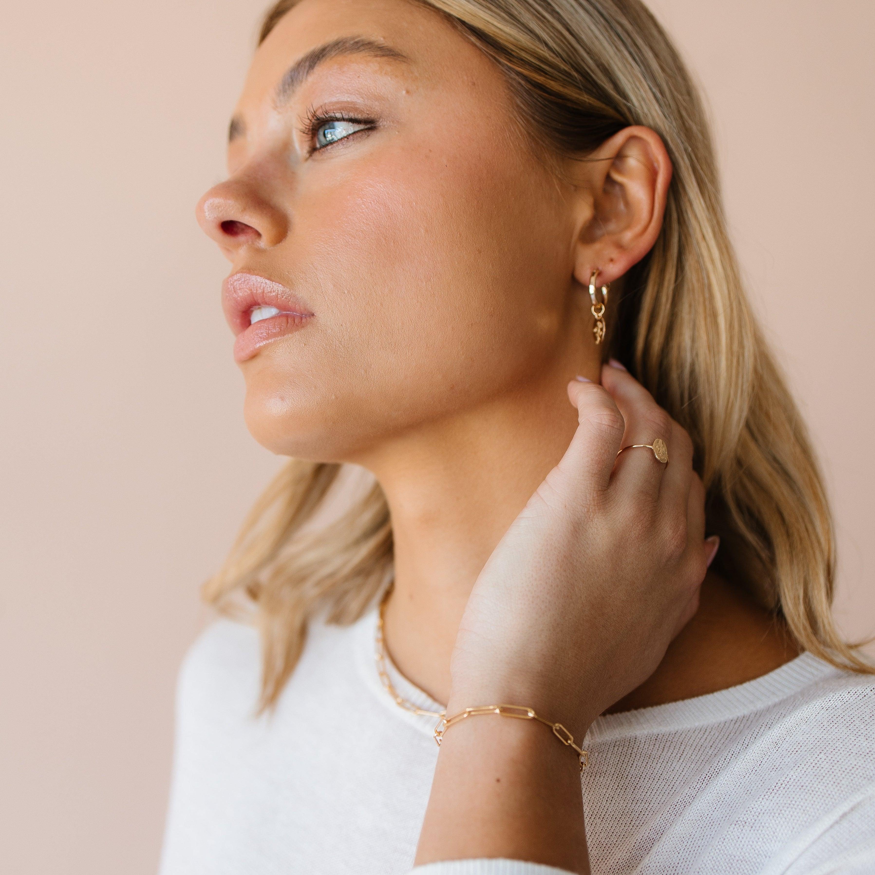 Fleur Birth Flower Ring - Nolia Jewelry - Meaningful + Sustainably Handcrafted Jewelry