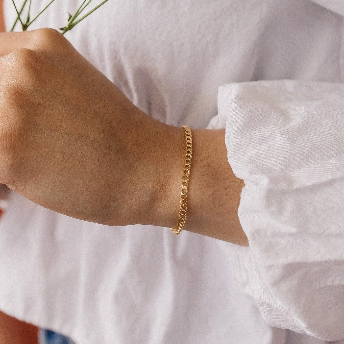 Wyatt Curb Chain Bracelet - Nolia Jewelry - Meaningful + Sustainably Handcrafted Jewelry
